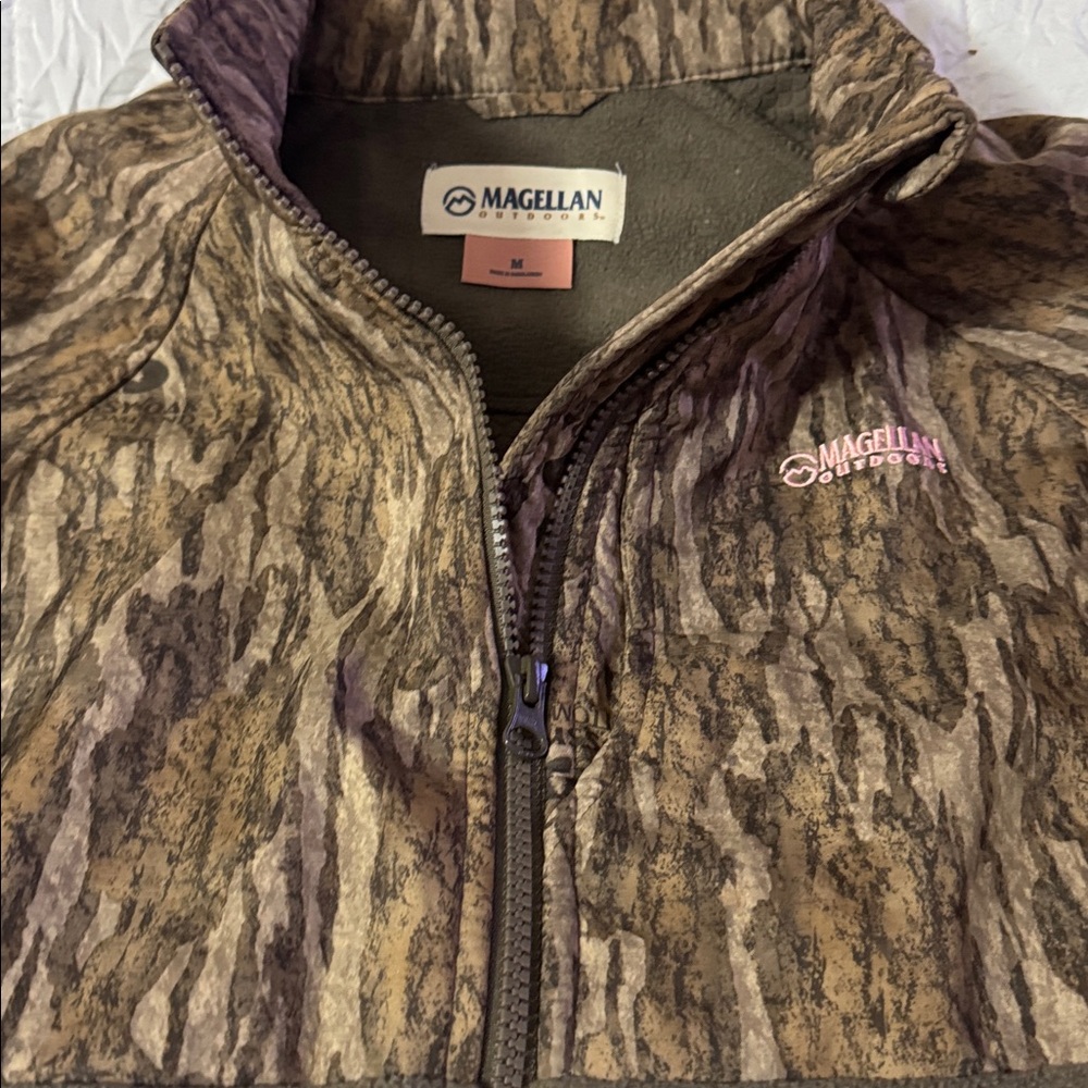 Magellan Outdoors Camo Fleece Jacket Full Zip M - Picture 3 of 4